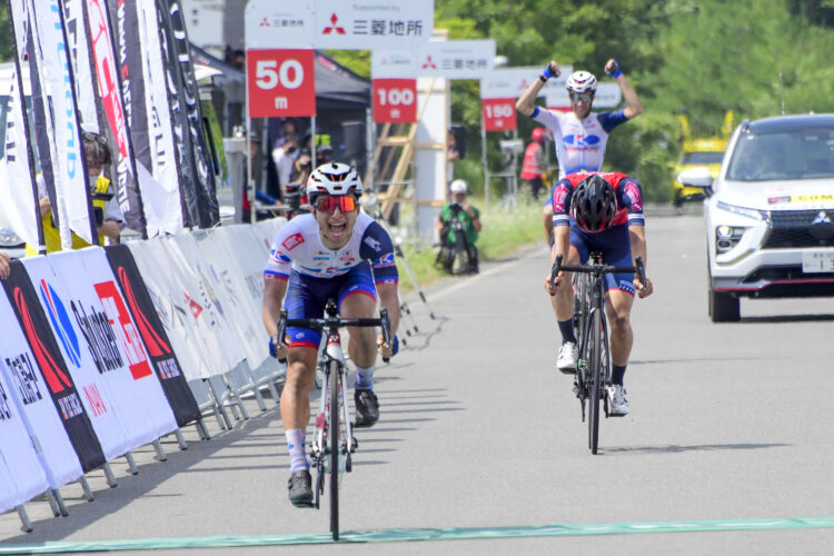 ジロデイタリアを完走した、山本 元喜選手 自転車ロードレース、サイクルロードレース、ジャパンサイクルリーグでのトップ自転車選手