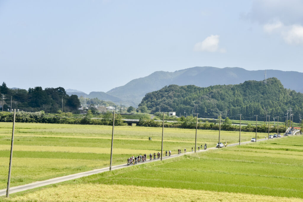 60分で10億円調達？